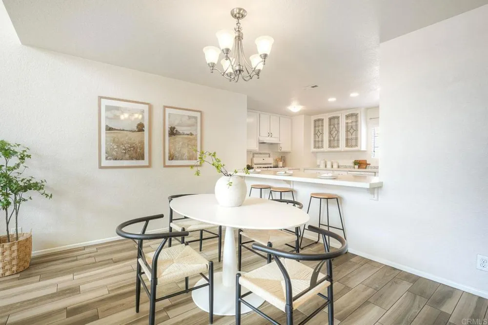 4545 Essex Court Carlsbad, CA 92010