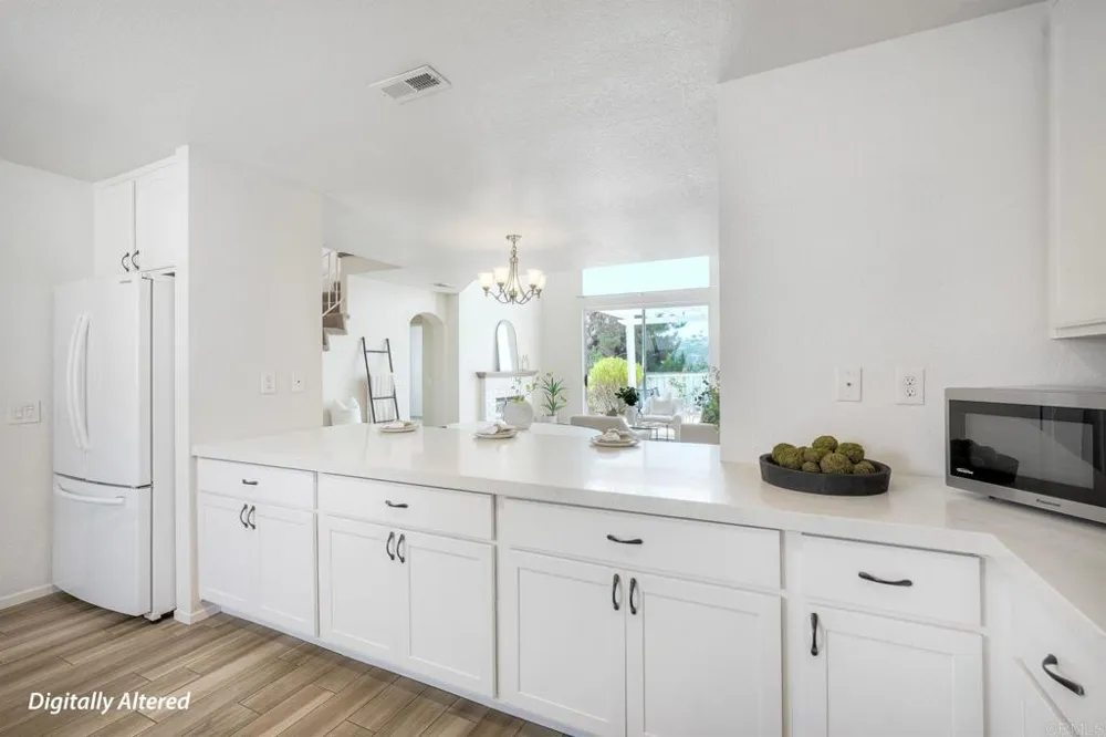 4545 Essex Court Carlsbad, CA 92010
