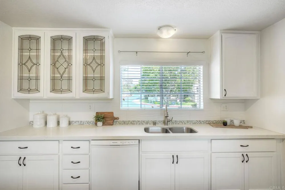 4545 Essex Court Carlsbad, CA 92010