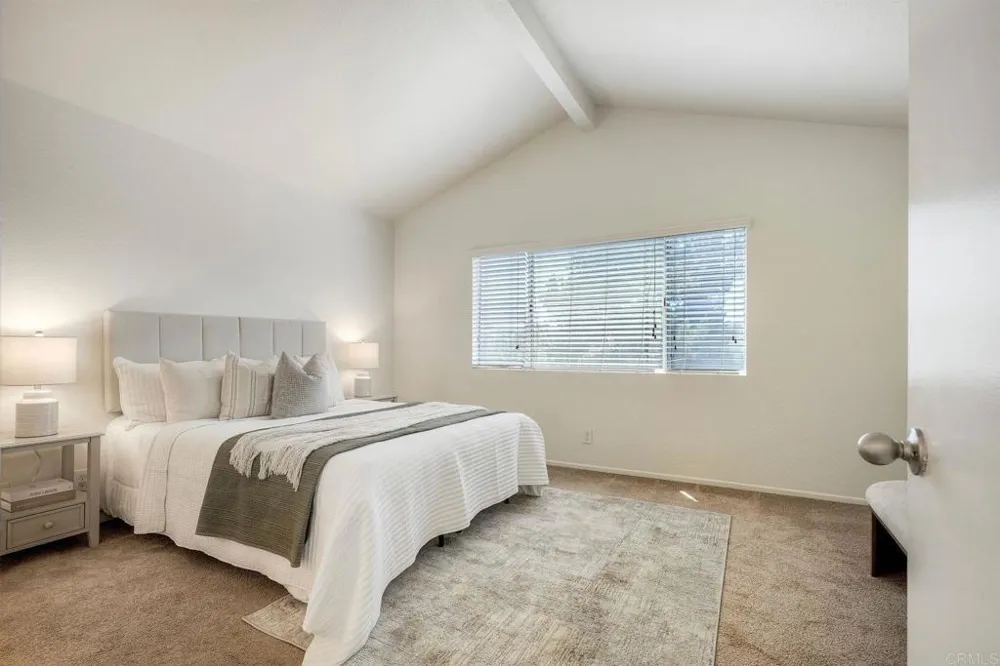 4545 Essex Court Carlsbad, CA 92010
