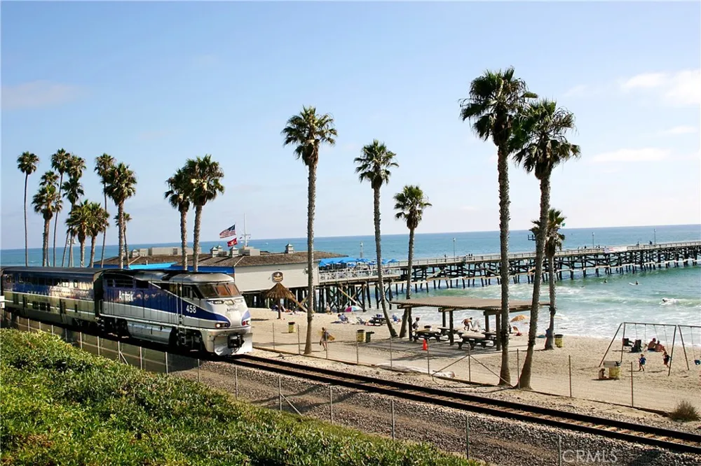 880 Avenida Acapulco San Clemente, CA 92672