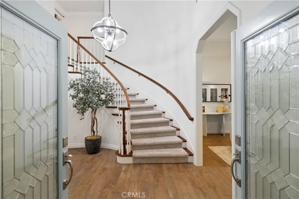880 Avenida Acapulco San Clemente, CA 92672
