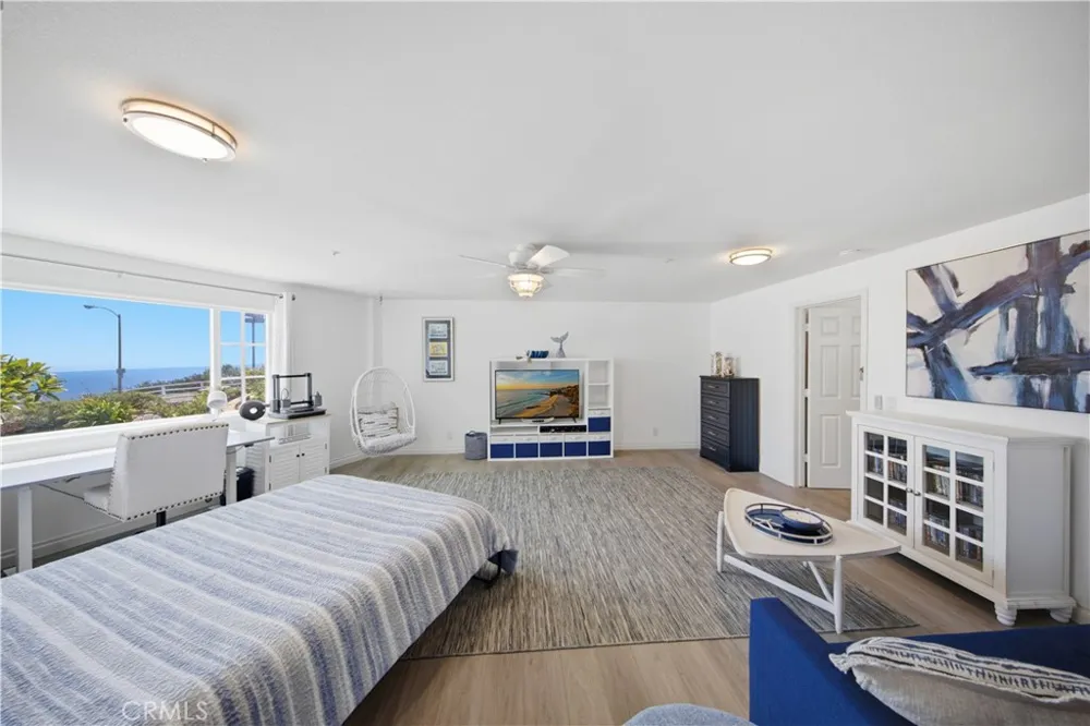 880 Avenida Acapulco San Clemente, CA 92672