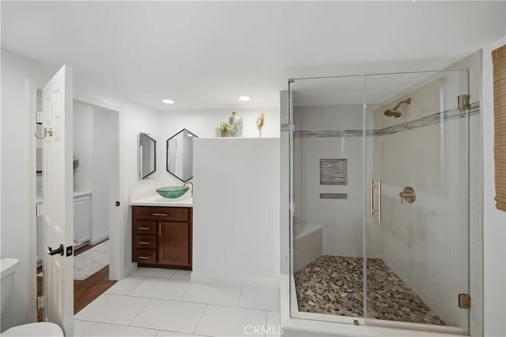 880 Avenida Acapulco San Clemente, CA 92672