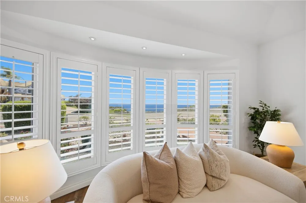880 Avenida Acapulco San Clemente, CA 92672