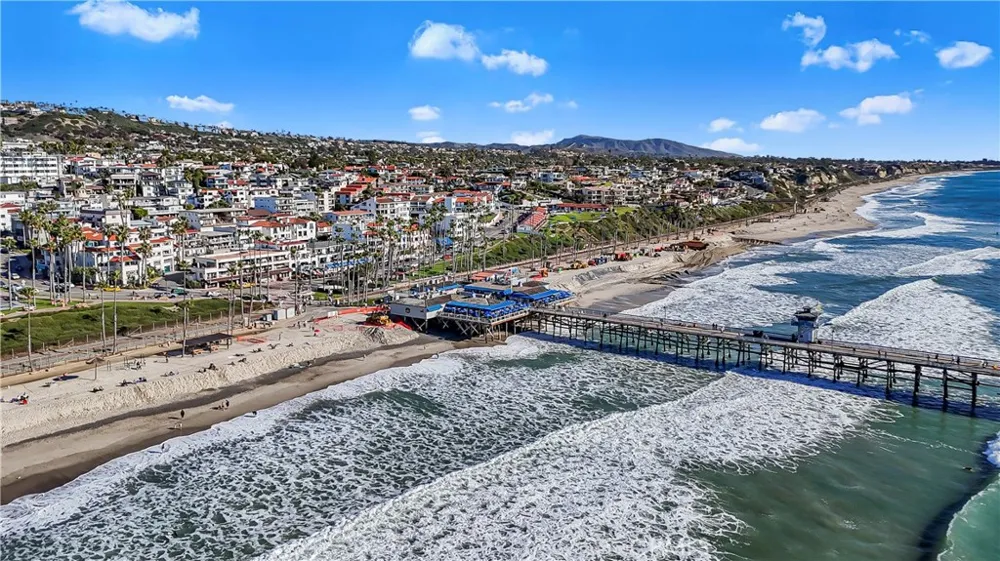 880 Avenida Acapulco San Clemente, CA 92672