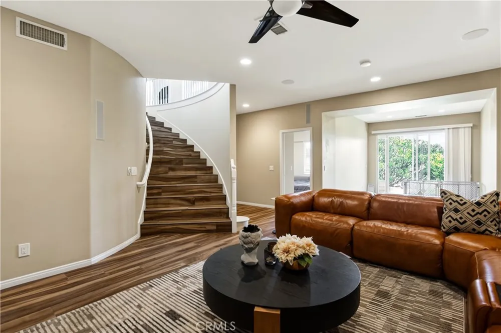 302 Via Blanca San Dimas, CA 91773
