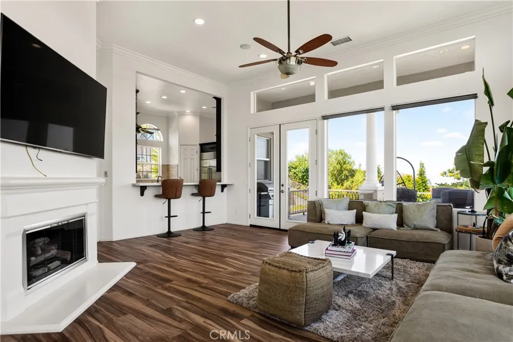 302 Via Blanca San Dimas, CA 91773
