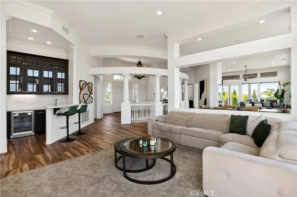 302 Via Blanca San Dimas, CA 91773