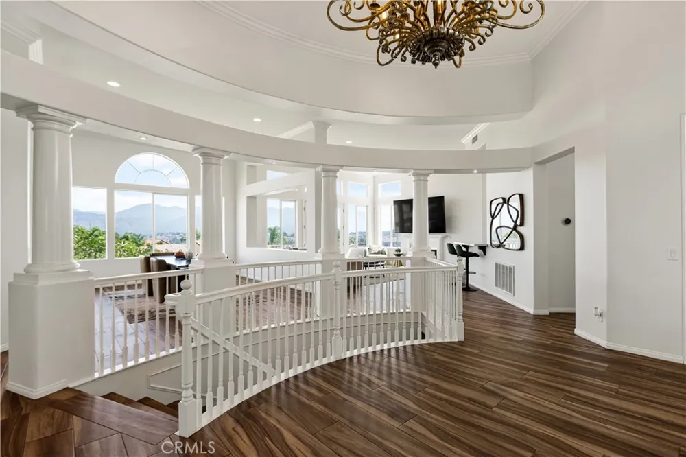 302 Via Blanca San Dimas, CA 91773