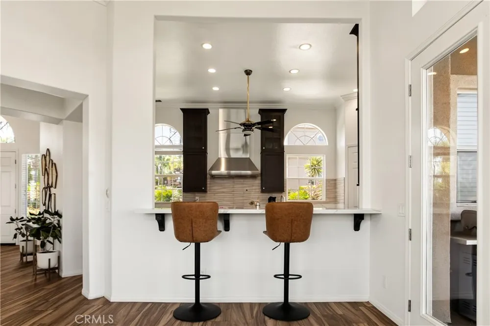 302 Via Blanca San Dimas, CA 91773