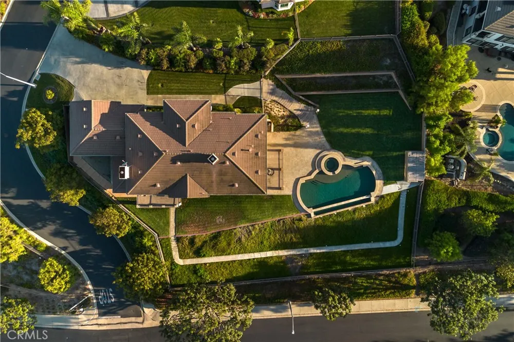 302 Via Blanca San Dimas, CA 91773