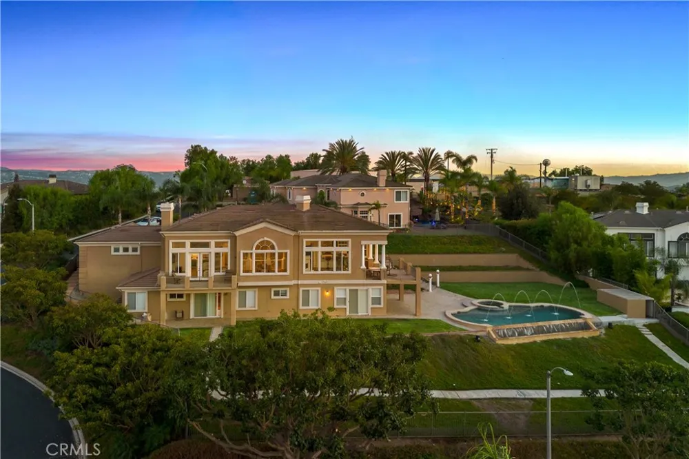 302 Via Blanca San Dimas, CA 91773