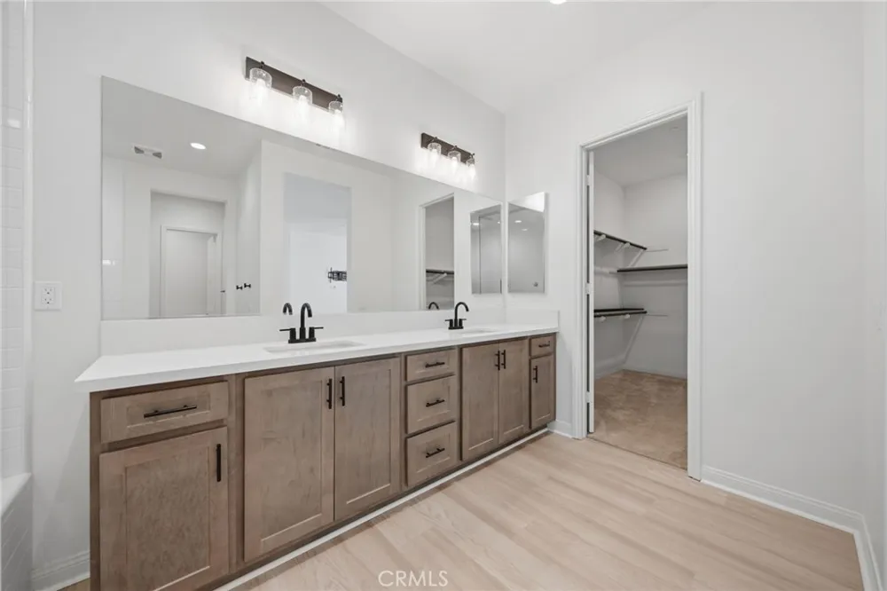 39481 Chamise Street Temecula, CA 92591