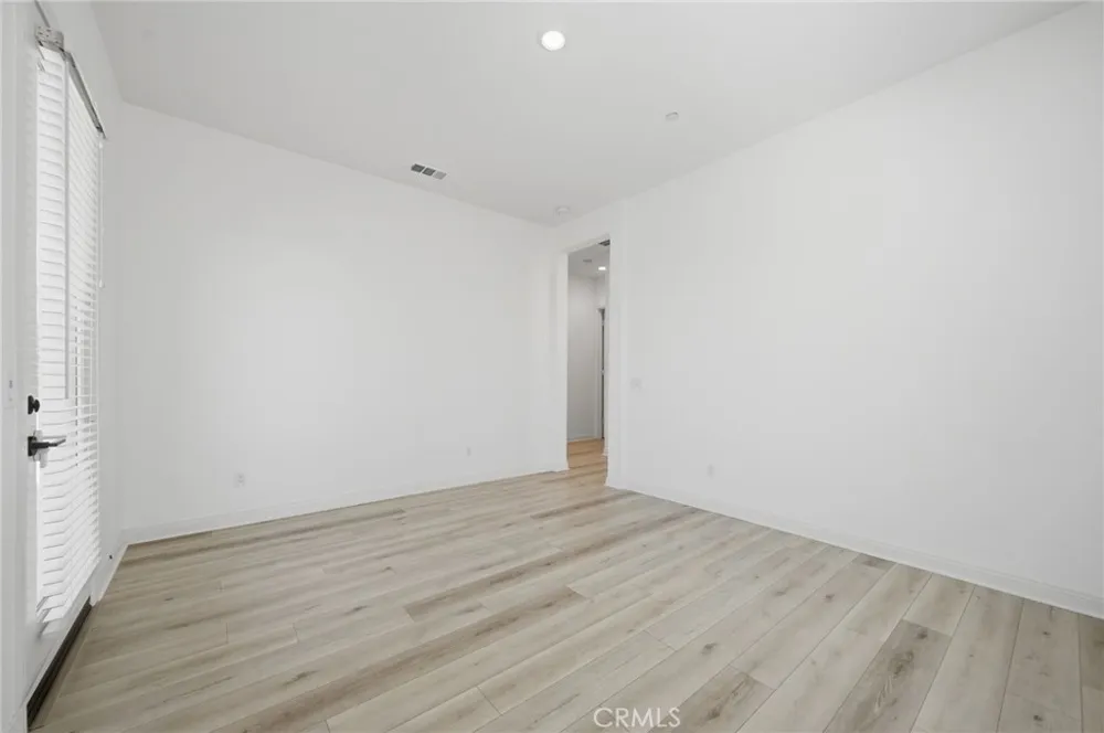 39481 Chamise Street Temecula, CA 92591