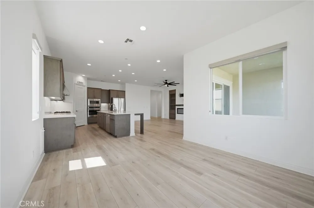 39481 Chamise Street Temecula, CA 92591