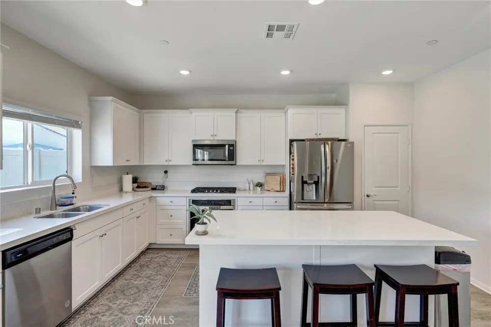 31214 Linden Flower Road Winchester, CA 92596