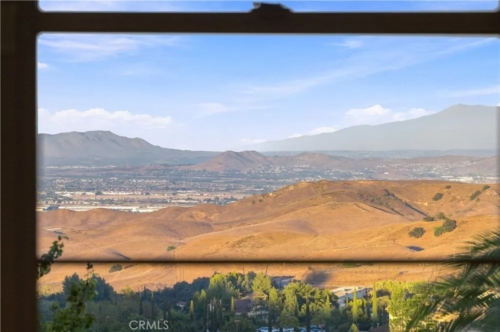 16519 Vellano Club Drive Chino Hills, CA 91709