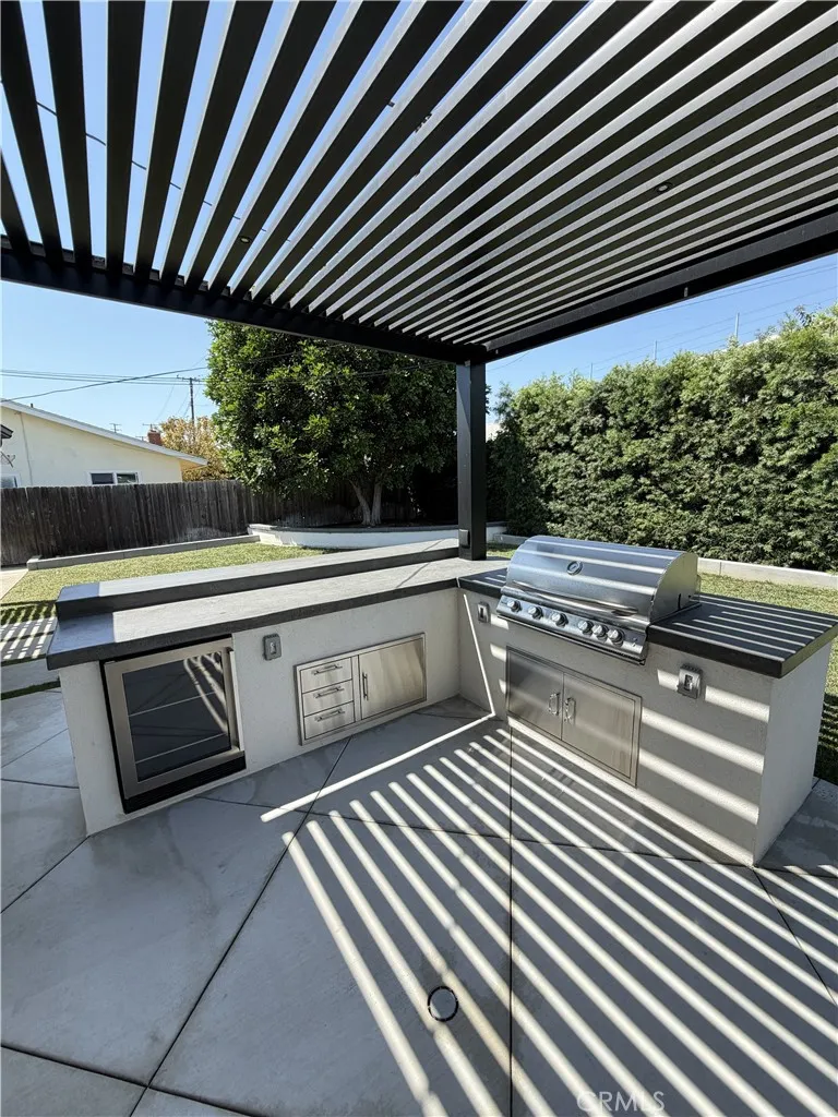 9197 El Cortez Fountain Valley, CA 92708