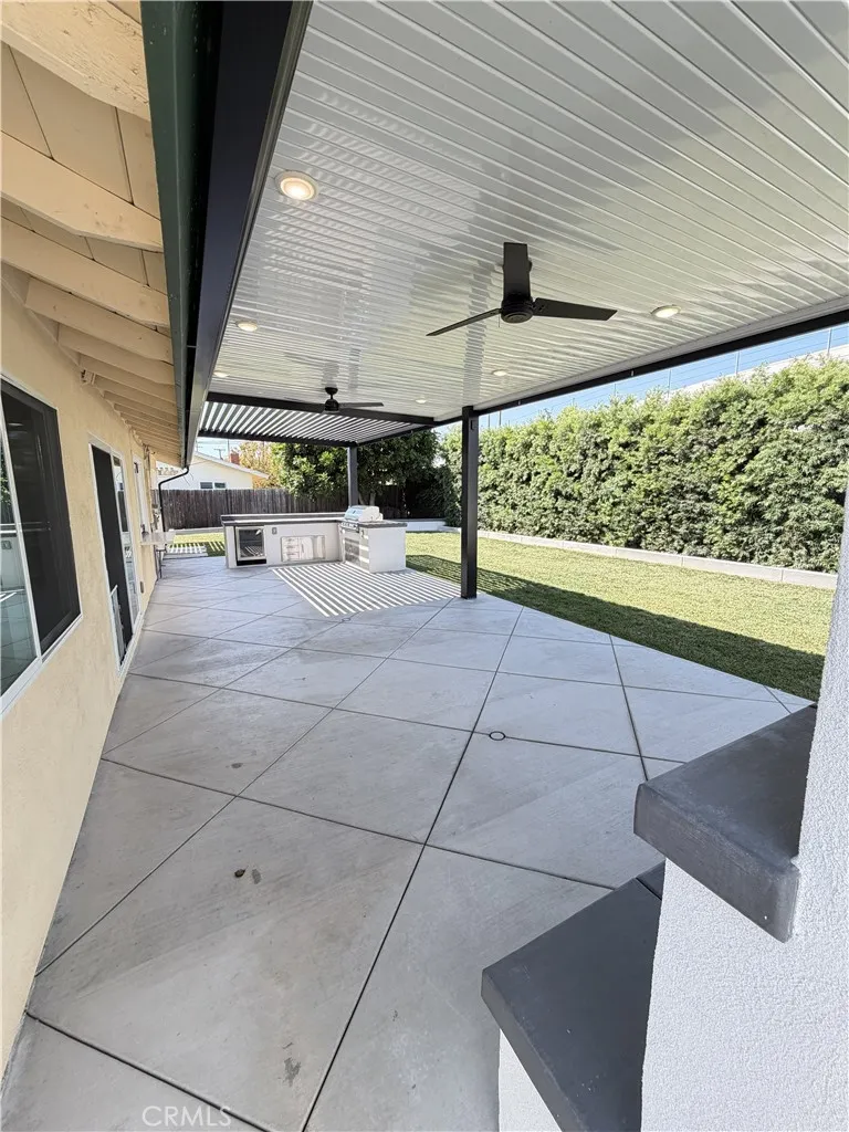 9197 El Cortez Fountain Valley, CA 92708