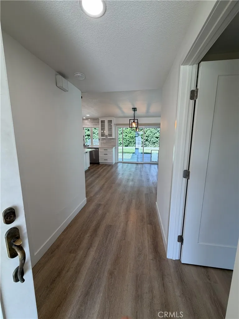 9197 El Cortez Fountain Valley, CA 92708