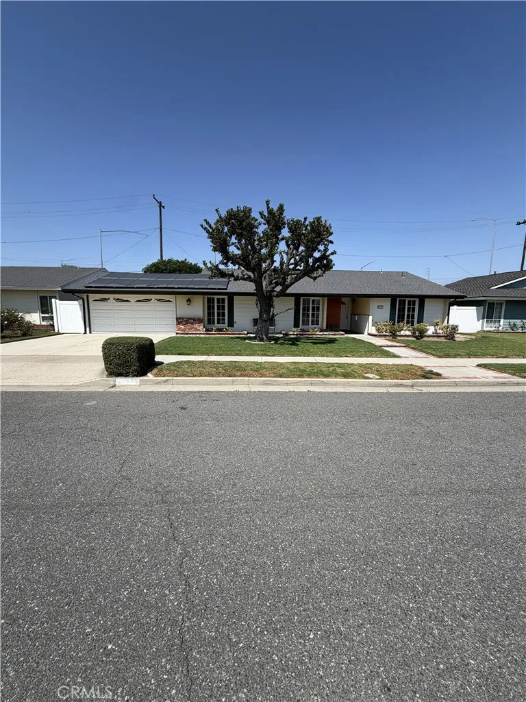 9197 El Cortez Fountain Valley, CA 92708