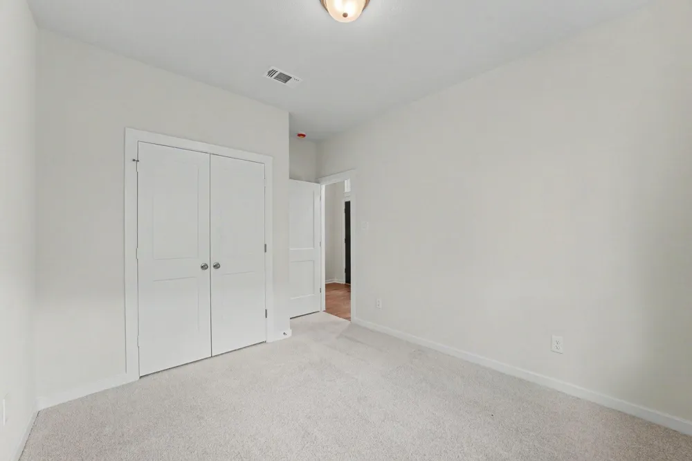 2231 Lakewood Drive West Columbia, TX 77486