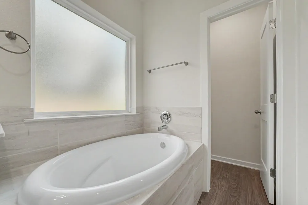 2231 Lakewood Drive West Columbia, TX 77486