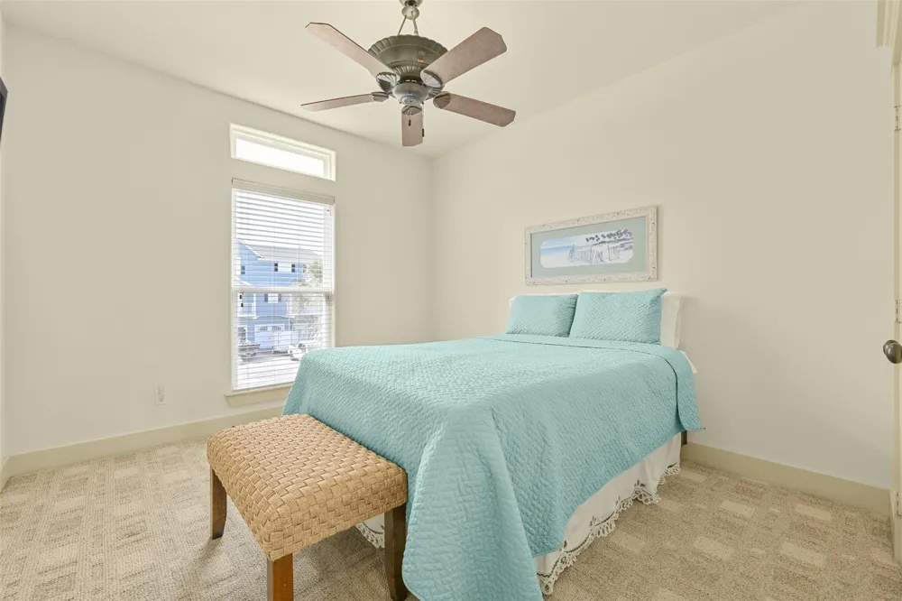 13610 Windlass Circle Galveston, TX 77554