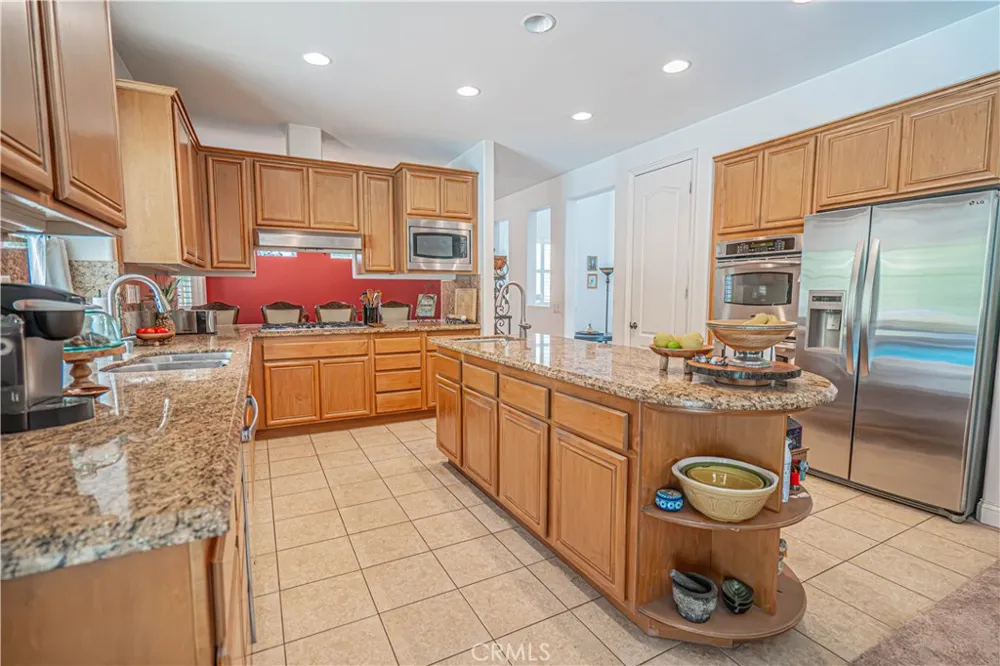 29164 Harmony Way Saugus, CA 91390