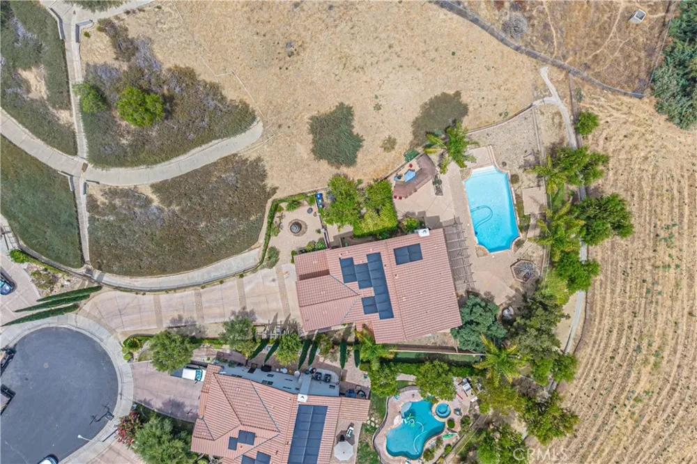 29164 Harmony Way Saugus, CA 91390