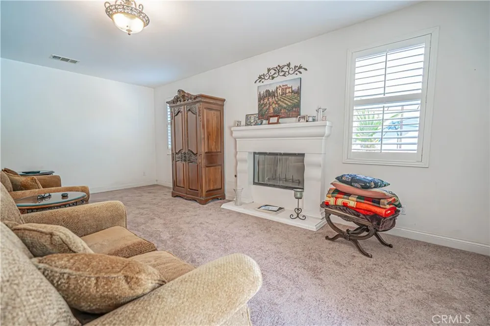 29164 Harmony Way Saugus, CA 91390