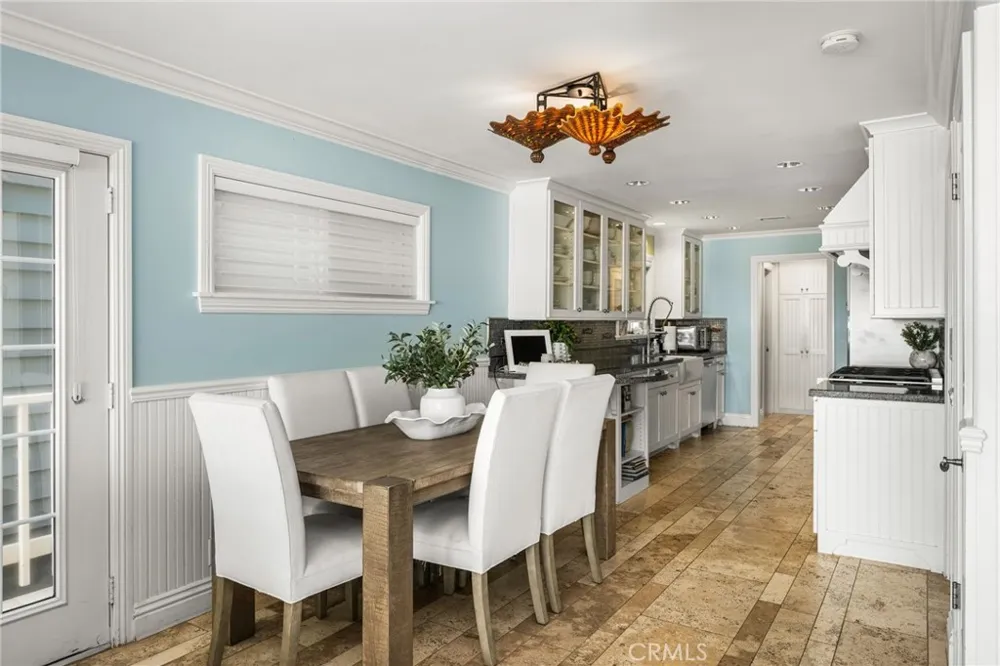 25 Surfside Surfside, CA 90743
