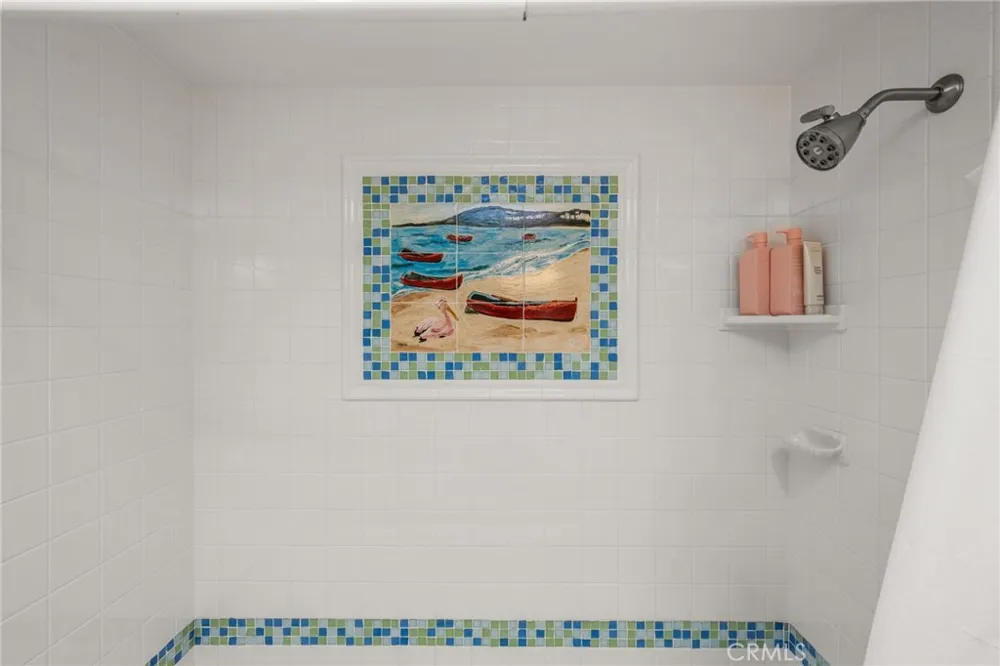 25 Surfside Surfside, CA 90743