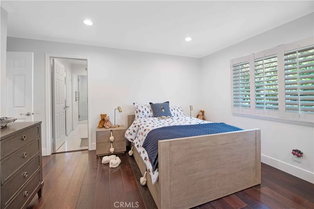 3514 Three Springs Drive Westlake Village, CA 91361