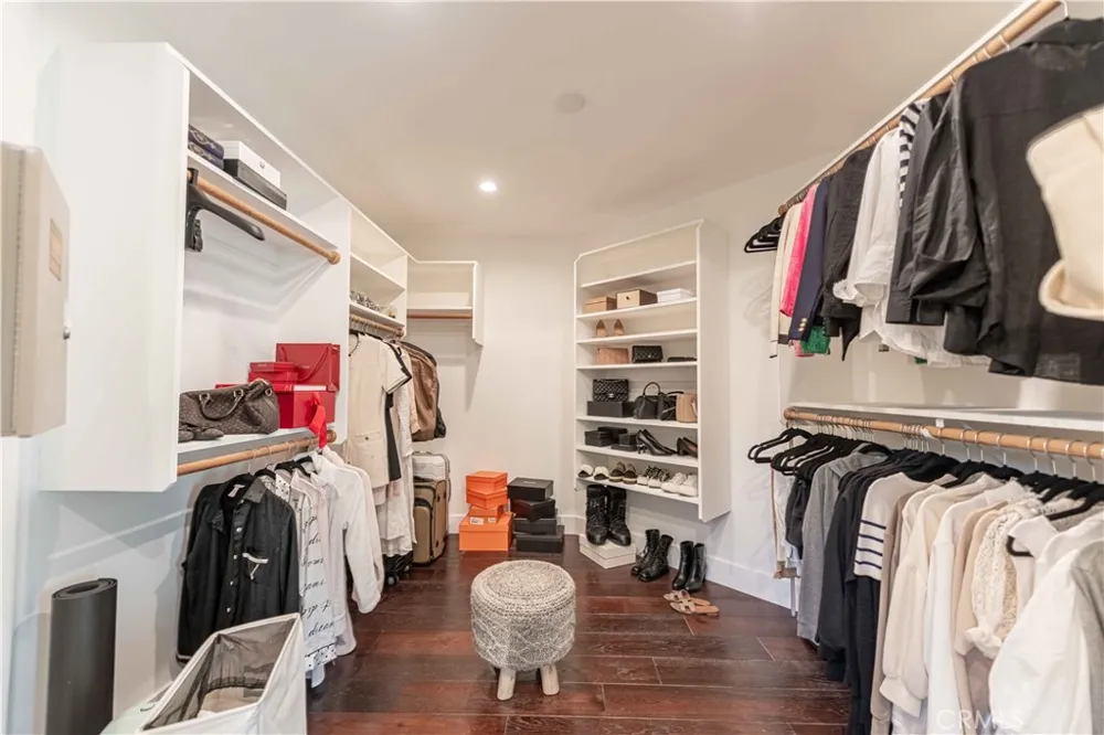 3514 Three Springs Drive Westlake Village, CA 91361