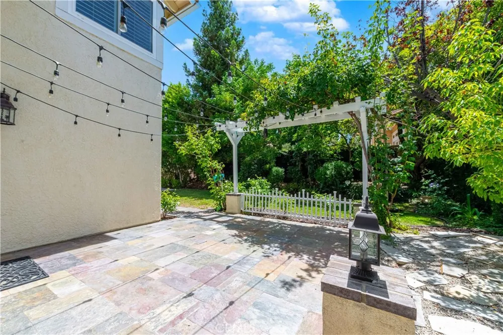 3514 Three Springs Drive Westlake Village, CA 91361