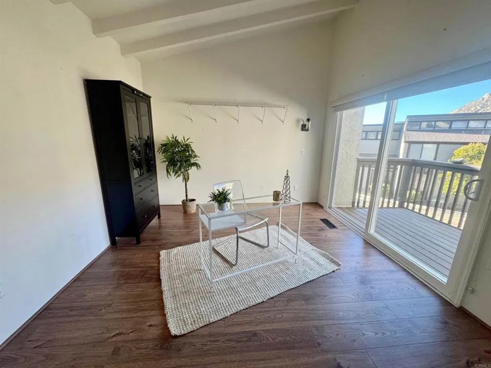 15821 Davis Cup Lane Ramona, CA 92065