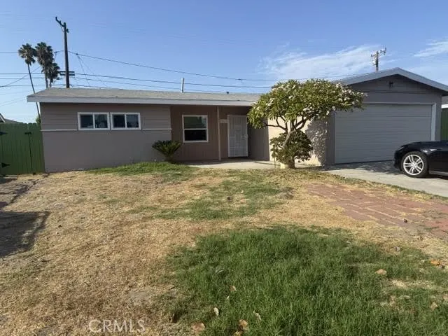 2563 W. Cressent Anaheim, CA 92801