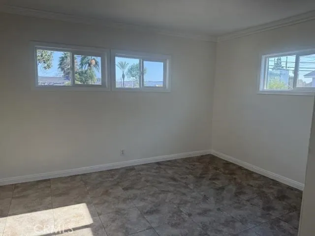 2563 W. Cressent Anaheim, CA 92801
