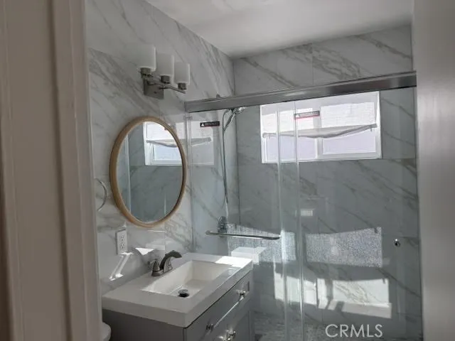 2563 W. Cressent Anaheim, CA 92801