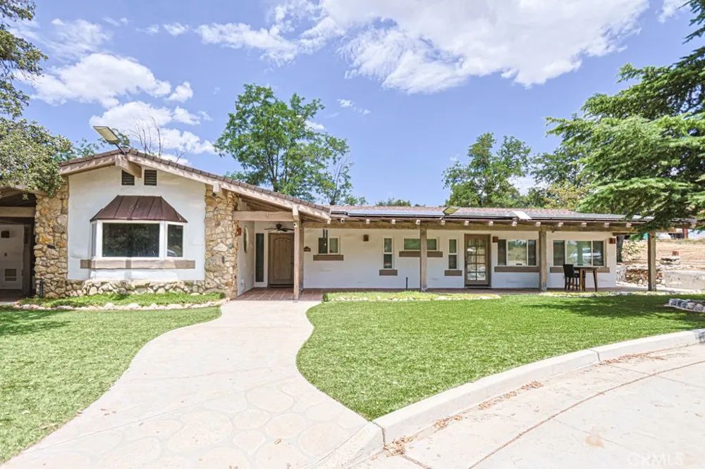 38181 Valley Oak Warner Springs, CA 92086