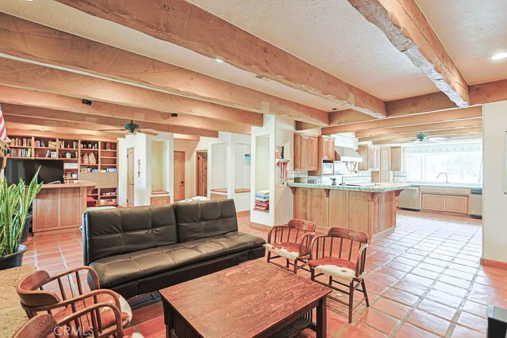 38181 Valley Oak Warner Springs, CA 92086