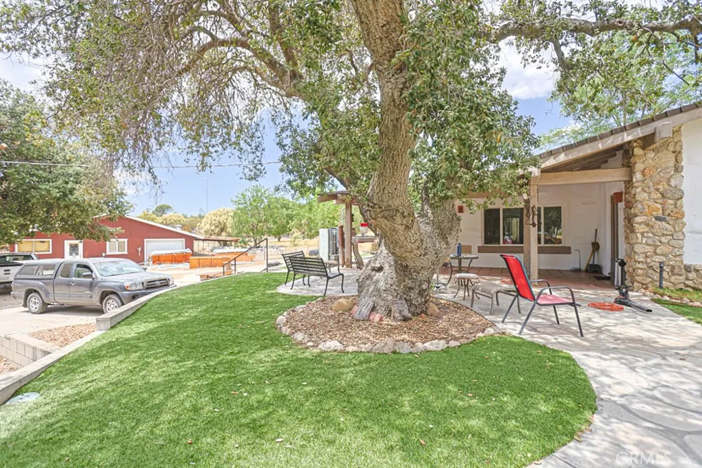 38181 Valley Oak Warner Springs, CA 92086