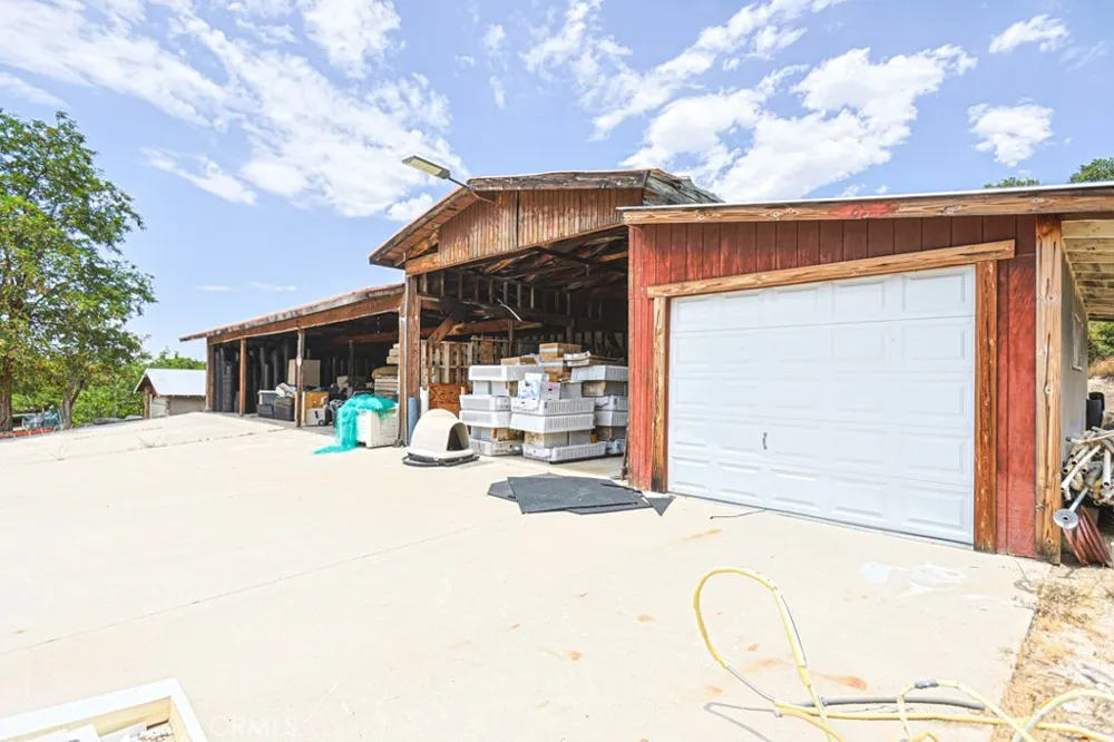 38181 Valley Oak Warner Springs, CA 92086
