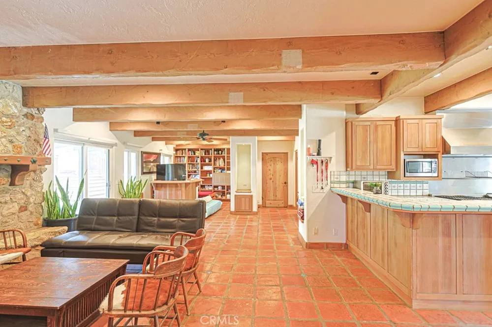 38181 Valley Oak Warner Springs, CA 92086