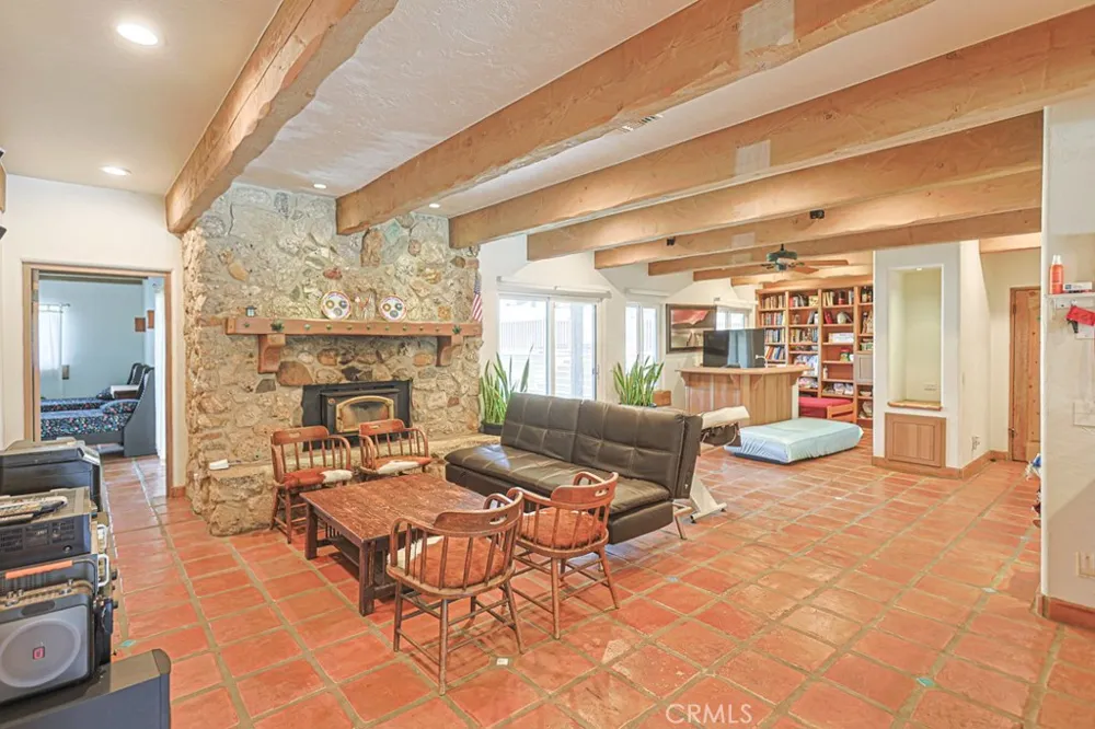 38181 Valley Oak Warner Springs, CA 92086