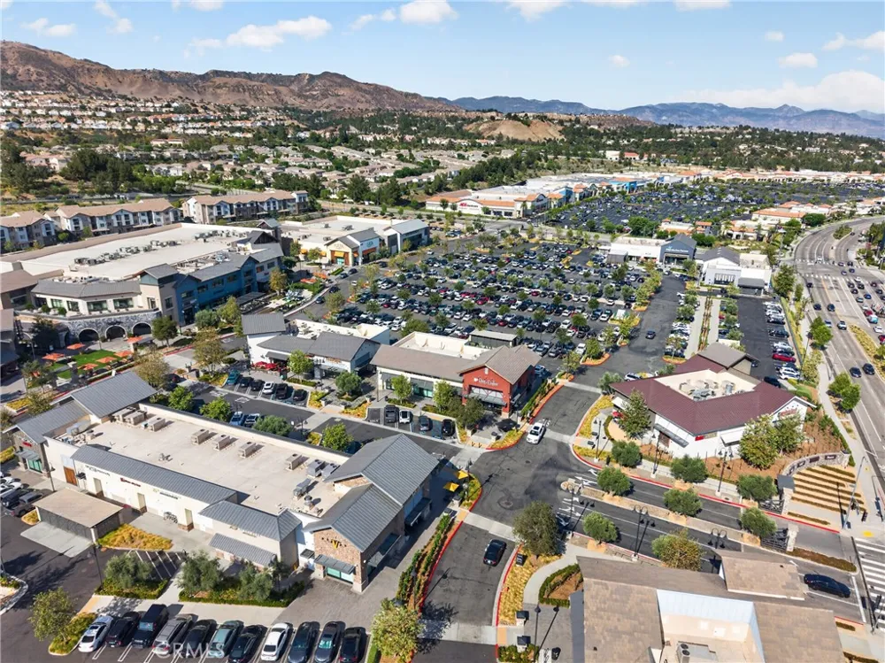 20421 Paseo Azul Porter Ranch, CA 91326
