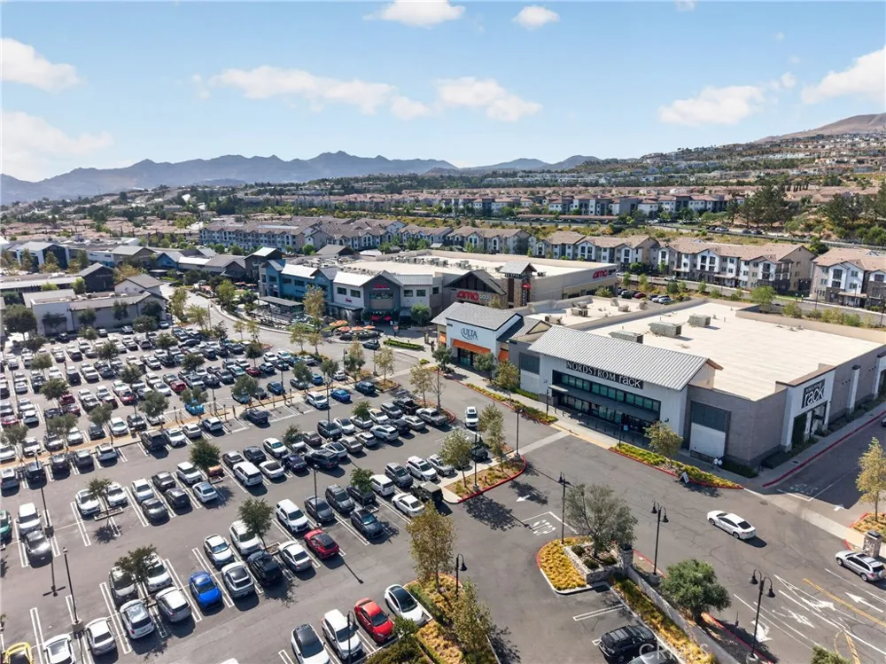 20421 Paseo Azul Porter Ranch, CA 91326