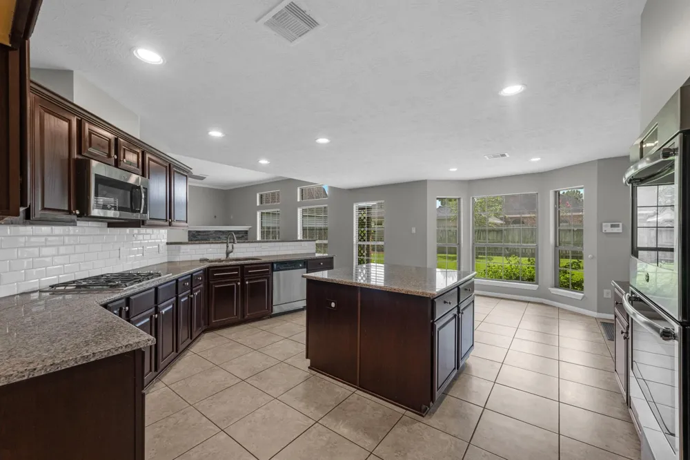 6606 Granbury Road Manvel, TX 77578